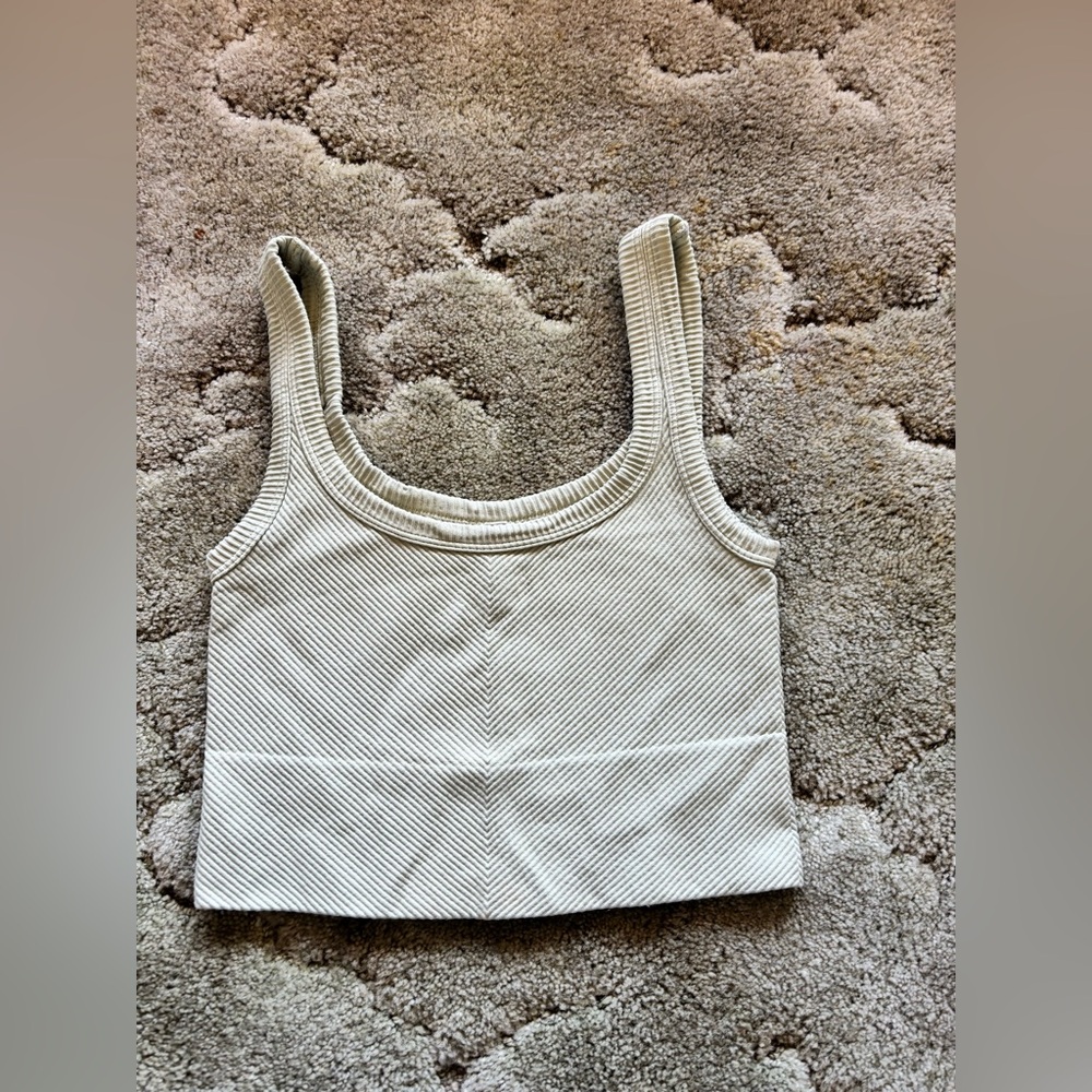 Nikibiki Textured Tank Top